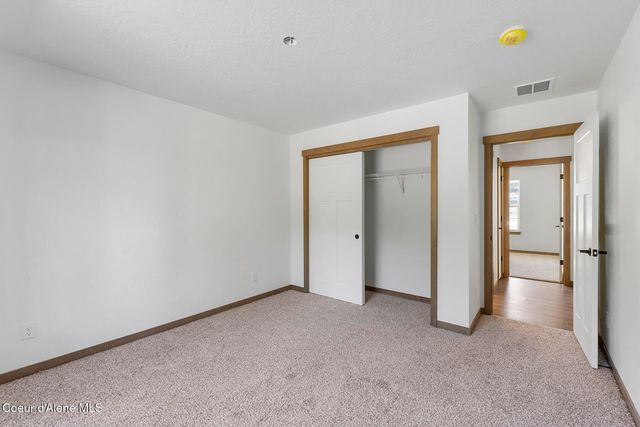 866 E Valley St S, Oldtown, ID 83822