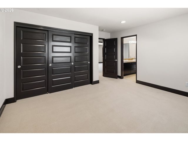 8008 Se EVERGREEN Hwy, Vancouver, WA 98664