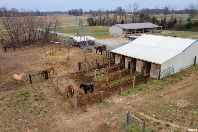 3996 Belgium Road, Mulkeytown, IL 62865