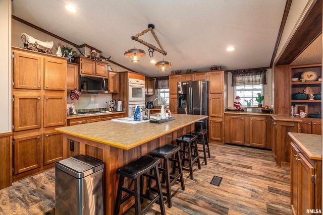 3996 Belgium Road, Mulkeytown, IL 62865