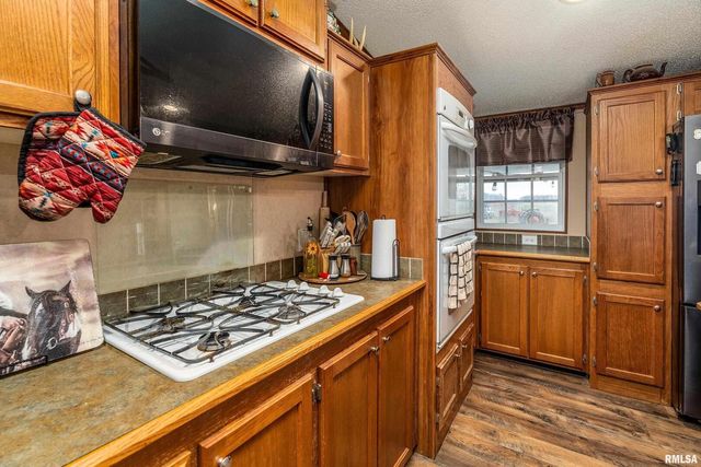 3996 Belgium Road, Mulkeytown, IL 62865