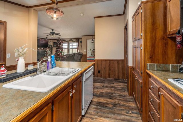 3996 Belgium Road, Mulkeytown, IL 62865