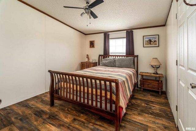 3996 Belgium Road, Mulkeytown, IL 62865