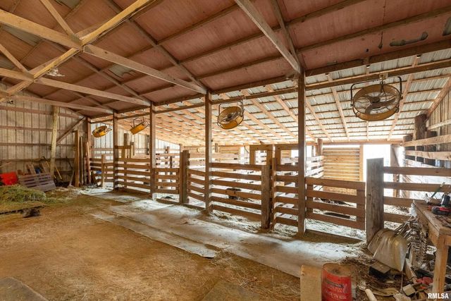 3996 Belgium Road, Mulkeytown, IL 62865