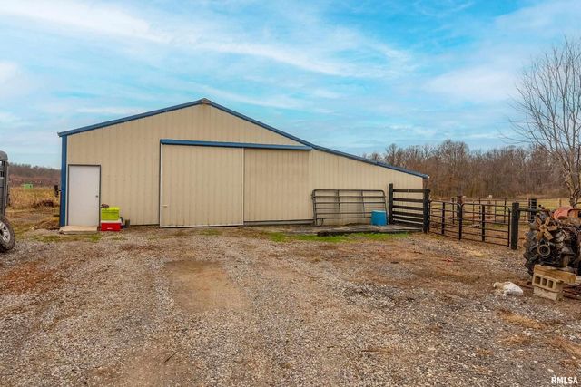 3996 Belgium Road, Mulkeytown, IL 62865