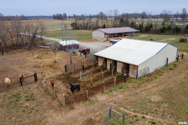 3996 Belgium Road, Mulkeytown, IL 62865