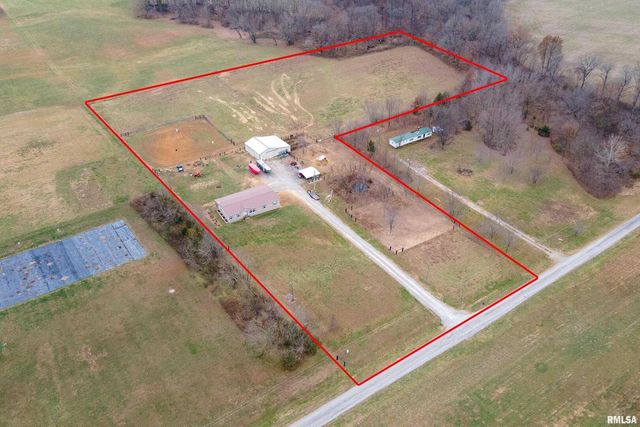 3996 Belgium Road, Mulkeytown, IL 62865