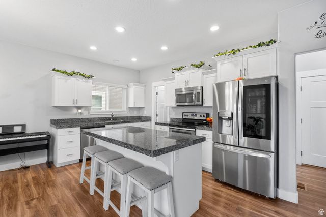 7465 N COTTAGE LN, Eagle Mountain, UT 84005