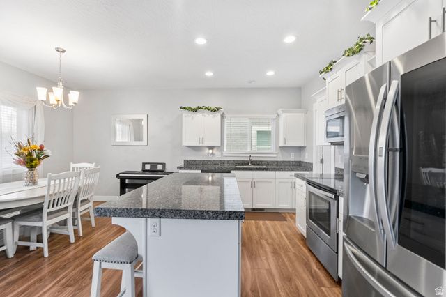 7465 N COTTAGE LN, Eagle Mountain, UT 84005