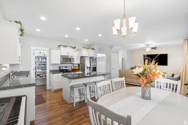 7465 N COTTAGE LN, Eagle Mountain, UT 84005