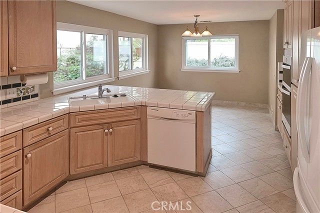 1245 Kristy Court, San Luis Obispo, CA 93401