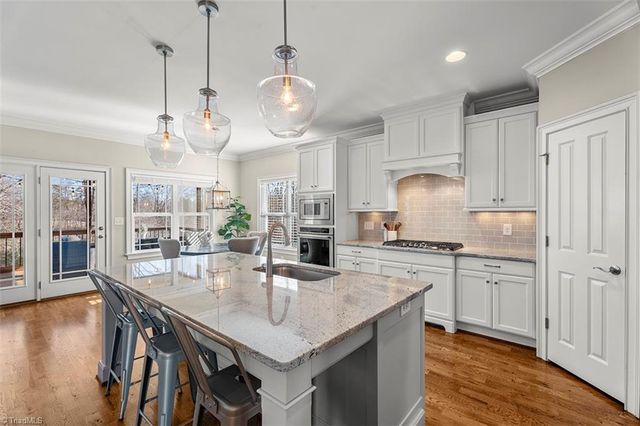 6370 Gumwood Road, Oak Ridge, NC 27310