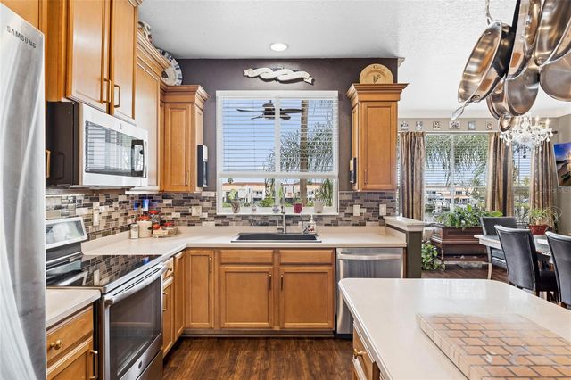 4319 SPINNAKER COVE LN, Tampa, FL 33615