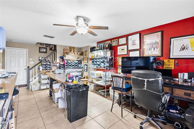 4319 SPINNAKER COVE LN, Tampa, FL 33615