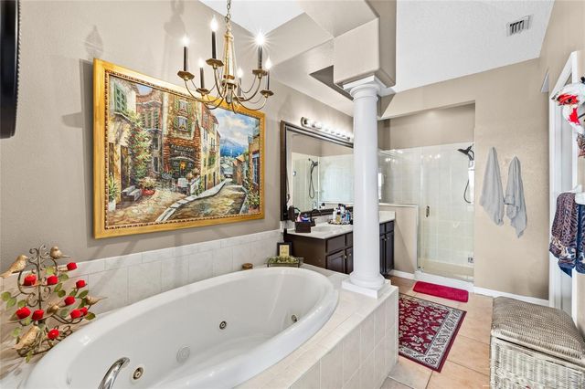 4319 SPINNAKER COVE LN, Tampa, FL 33615