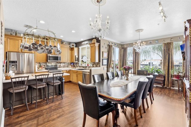 4319 SPINNAKER COVE LN, Tampa, FL 33615