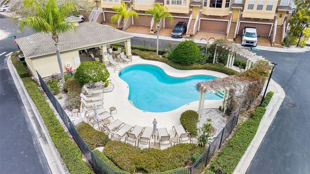 4319 SPINNAKER COVE LN, Tampa, FL 33615