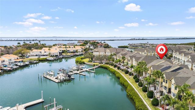 4319 SPINNAKER COVE LN, Tampa, FL 33615