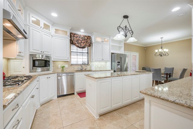 7016 Allen Place Drive, Fort Worth, TX 76116