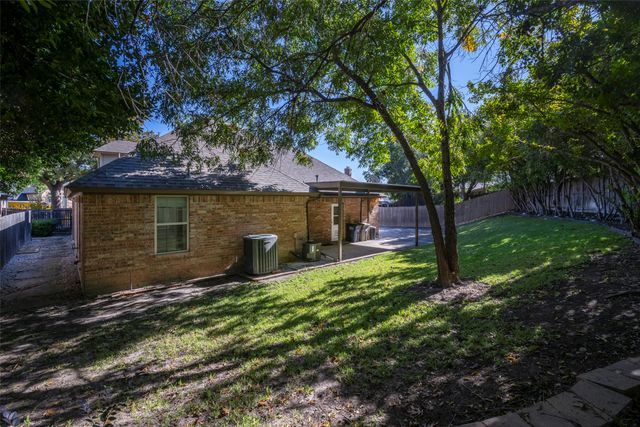 7016 Allen Place Drive, Fort Worth, TX 76116