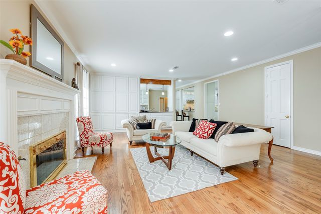 7016 Allen Place Drive, Fort Worth, TX 76116