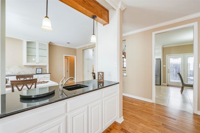 7016 Allen Place Drive, Fort Worth, TX 76116