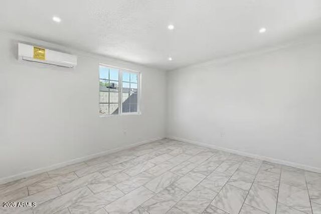 4218 W Grisworld Road, Phoenix, AZ 85051