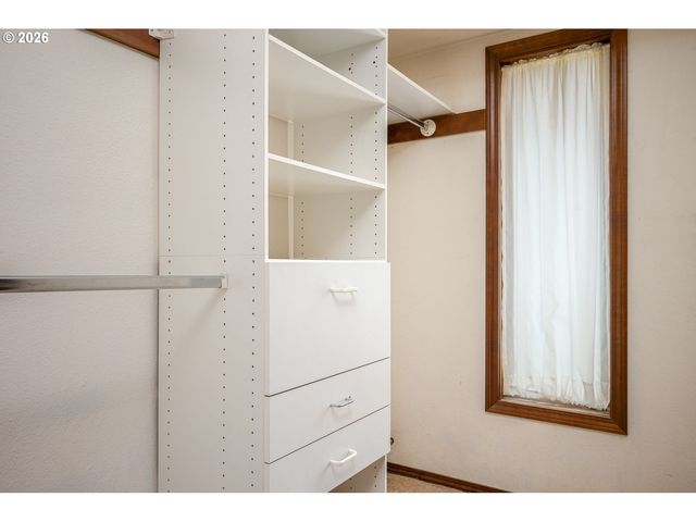 2926 Se 144TH Ave, Portland, OR 97236