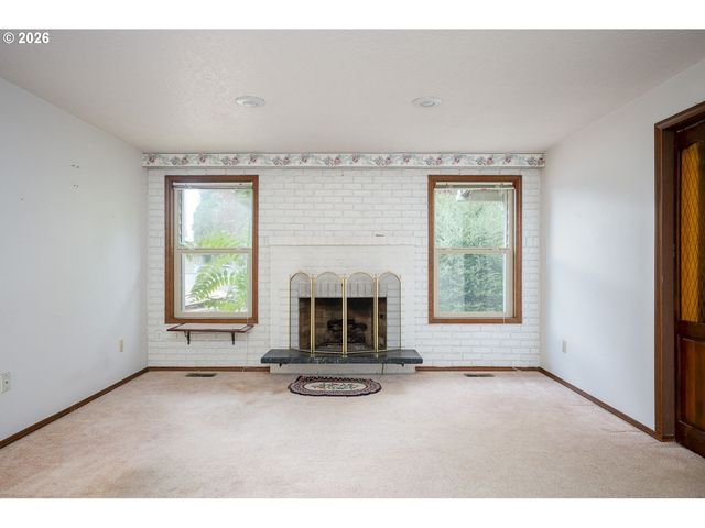 2926 Se 144TH Ave, Portland, OR 97236