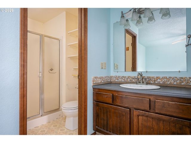2926 Se 144TH Ave, Portland, OR 97236