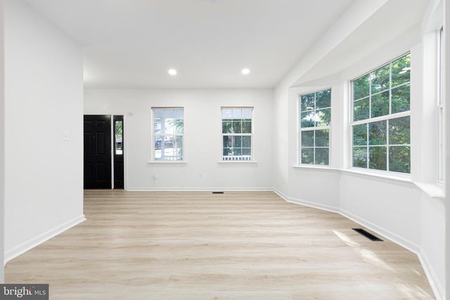 2032 S LANGLEY ST, Arlington, VA 22204