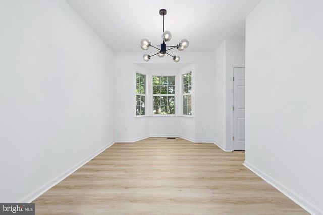 2032 S LANGLEY ST, Arlington, VA 22204