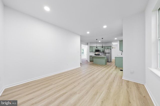 2032 S LANGLEY ST, Arlington, VA 22204