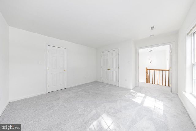 2032 S LANGLEY ST, Arlington, VA 22204