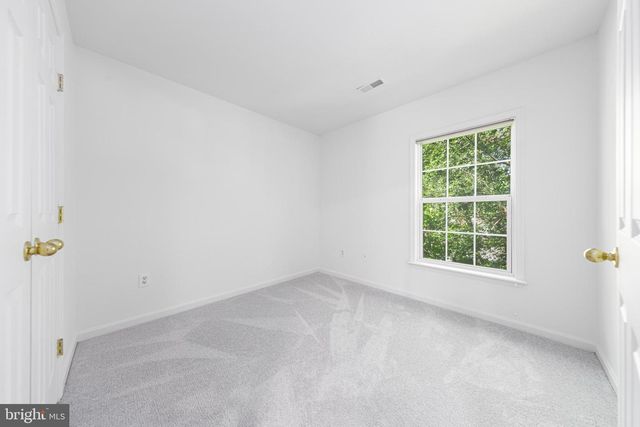 2032 S LANGLEY ST, Arlington, VA 22204