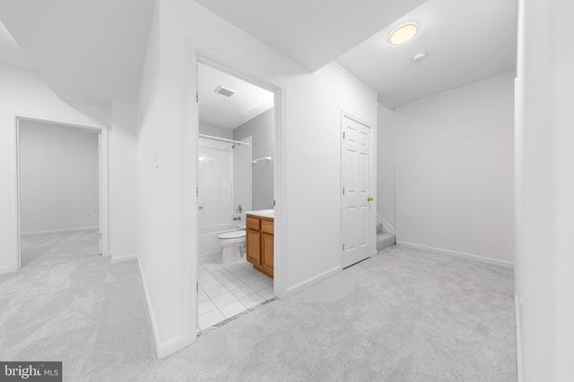 2032 S LANGLEY ST, Arlington, VA 22204