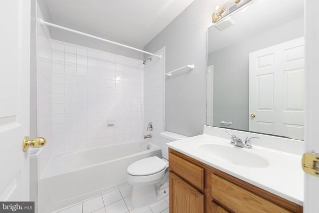 2032 S LANGLEY ST, Arlington, VA 22204