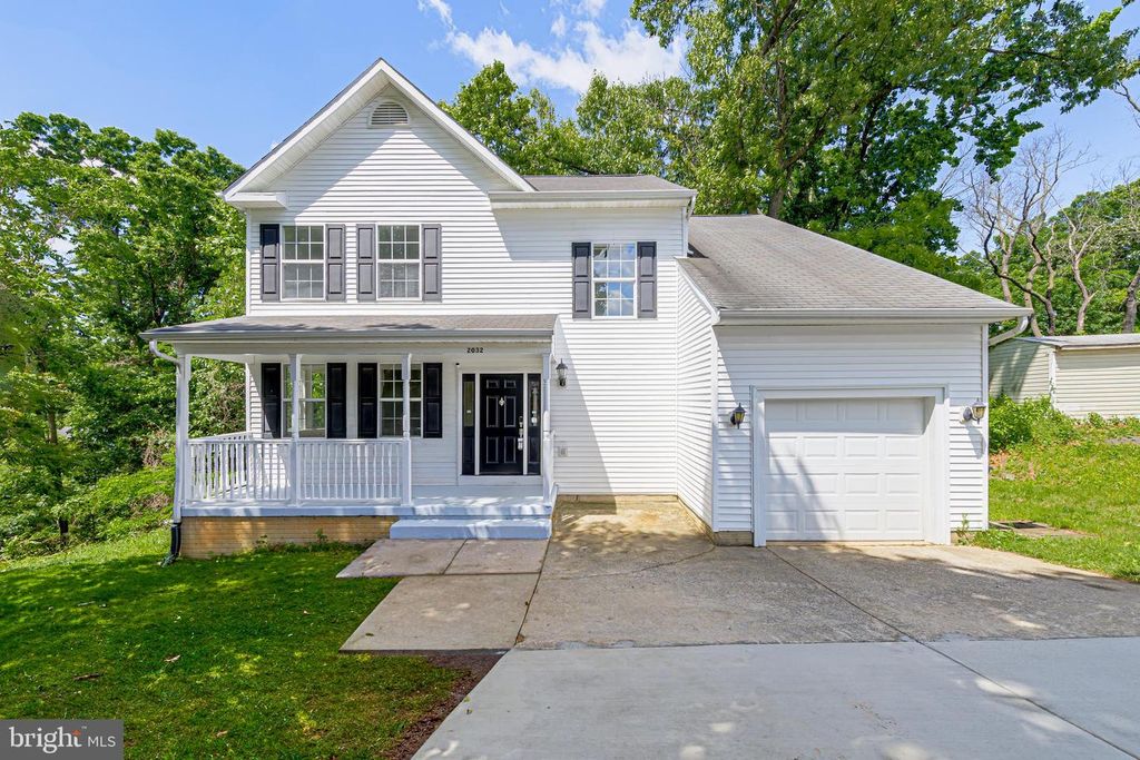 2032 S LANGLEY ST, Arlington, VA 22204