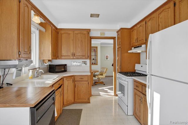 25602 Deborah, Redford, MI 48239