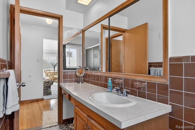 25602 Deborah, Redford, MI 48239