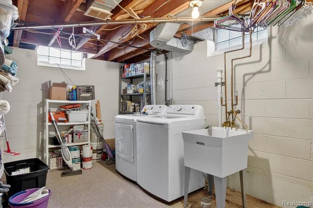 25602 Deborah, Redford, MI 48239