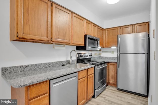 815 ALLENVIEW DR, Mechanicsburg, PA 17055