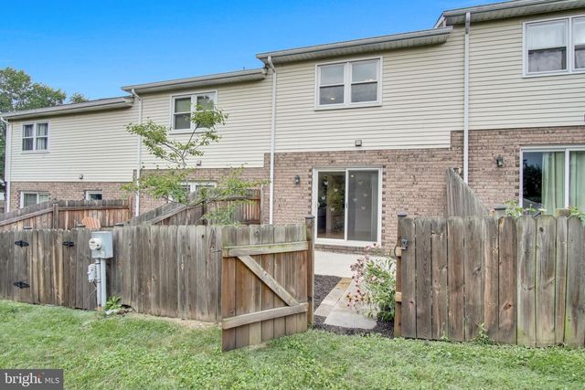 815 ALLENVIEW DR, Mechanicsburg, PA 17055