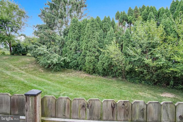 815 ALLENVIEW DR, Mechanicsburg, PA 17055