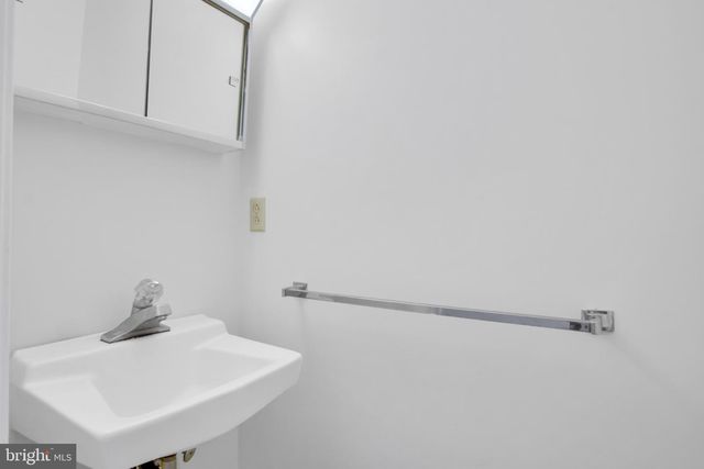 815 ALLENVIEW DR, Mechanicsburg, PA 17055