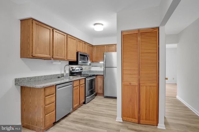 815 ALLENVIEW DR, Mechanicsburg, PA 17055