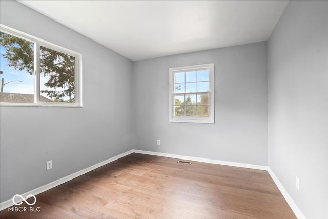 9115 E Washington Street, Indianapolis, IN 46229