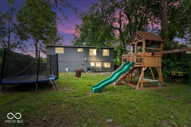 9115 E Washington Street, Indianapolis, IN 46229