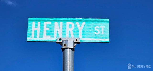 15 Henry Street, South River, NJ 08882