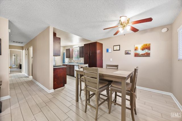3504 Parsley Lane, Bakersfield, CA 93309